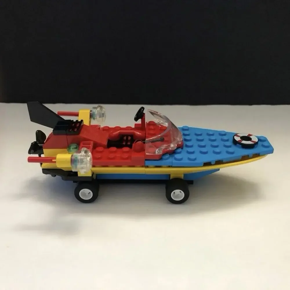Lego 3815 SpongeBob Complete Heroic Heroes of the Deep Building Toy Set + Manual